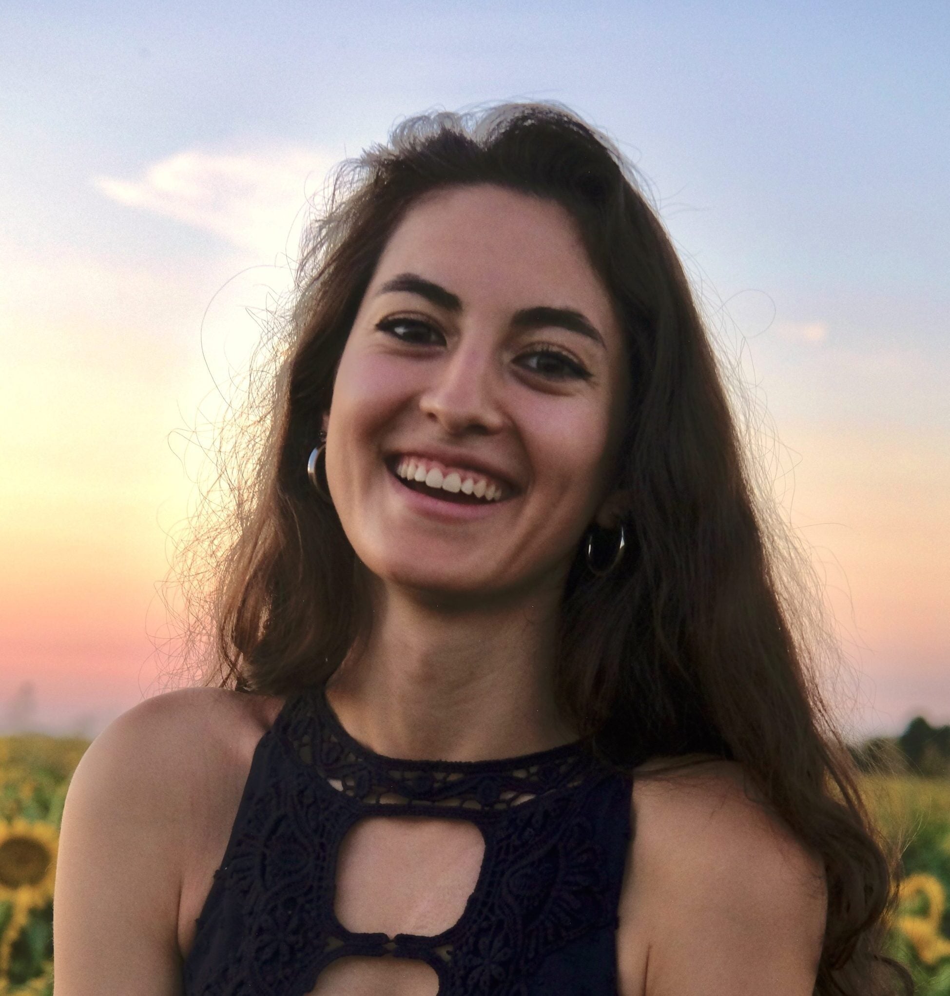 Ivett Arellano headshot